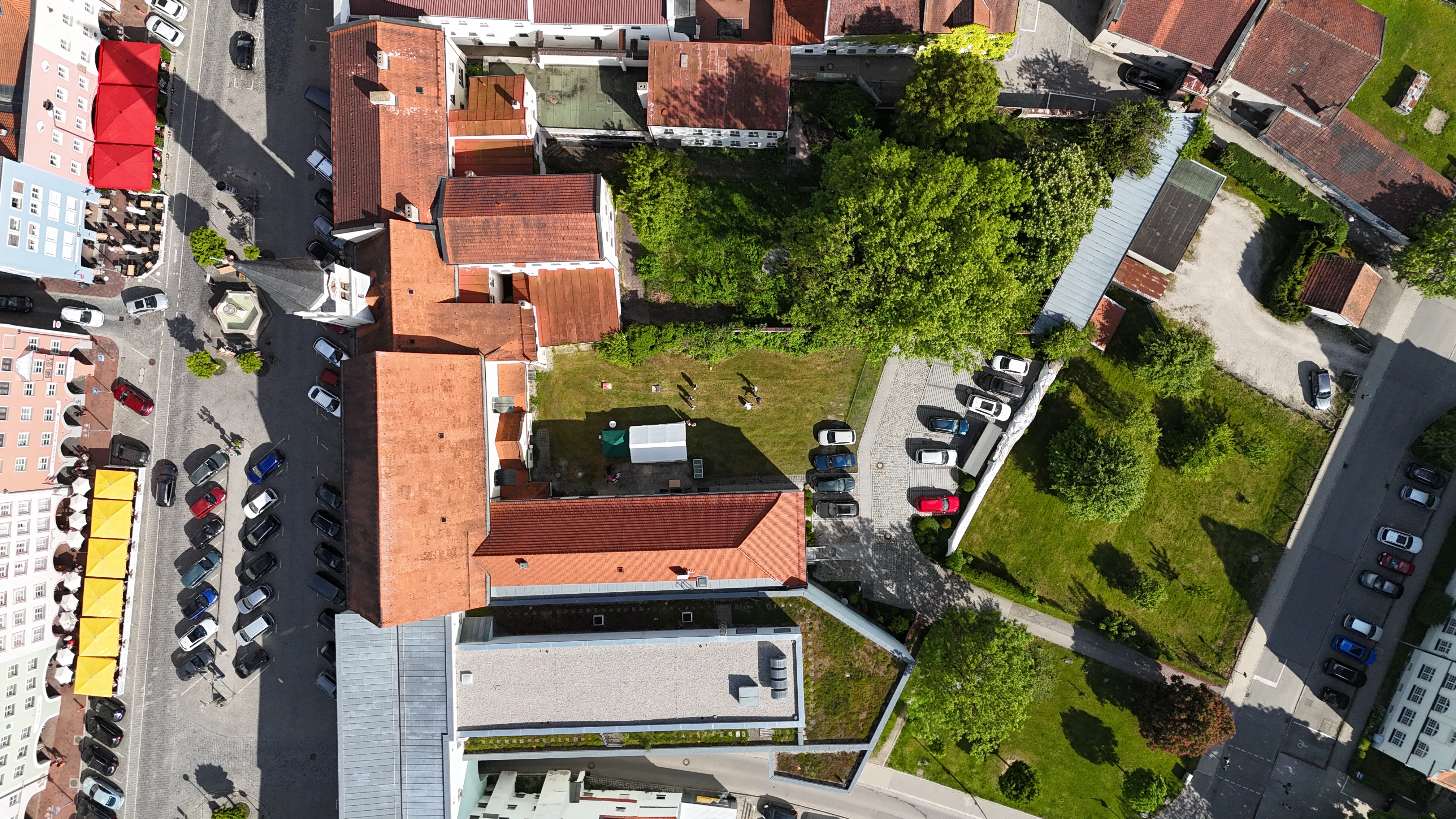Behringer Bürogebäude in Mühldorf von oben (Luftaufnahme)